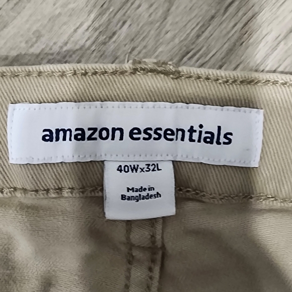 Stretchy Khaki Denim Jeans - Amazon Essentials - Picture 4 of 6